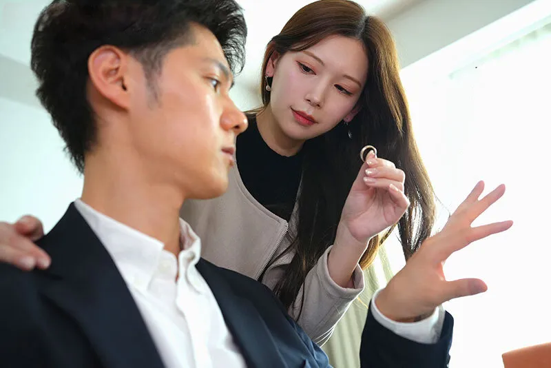 Bà xã đi đi giã ngoại, gã chồng ở nhà bị nhỏ em cô vợ gạ xxx không trượt phát nào